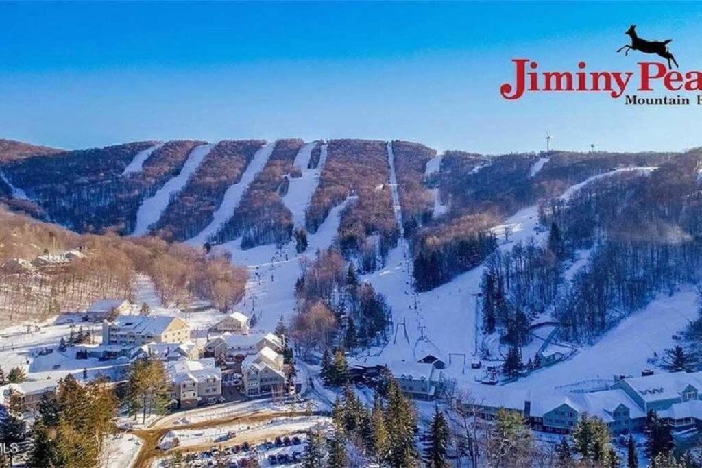 Ski On Off 1Br Suite 1St Flr Sleeps 4 Jiminy Peak ハンコック エクステリア 写真