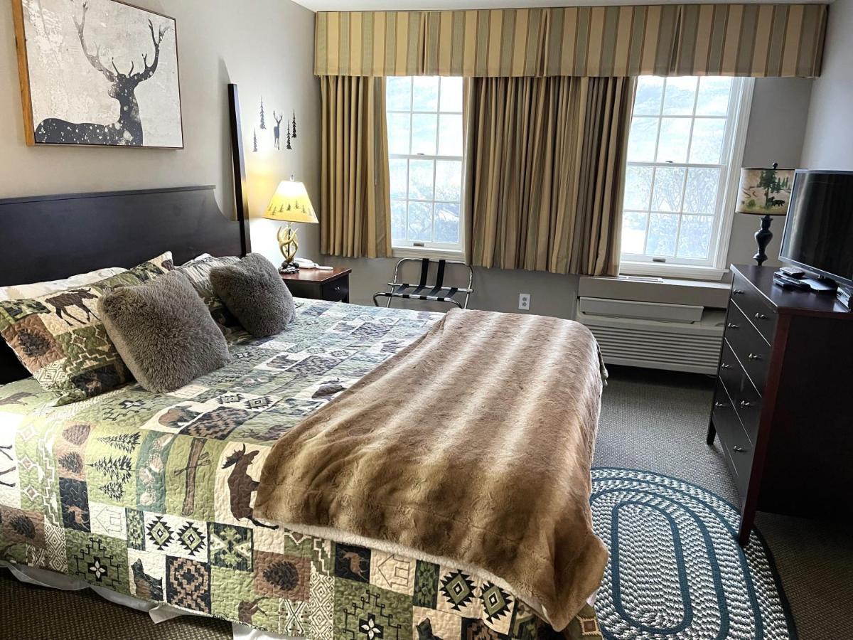 Ski On Off 1Br Suite 1St Flr Sleeps 4 Jiminy Peak ハンコック エクステリア 写真